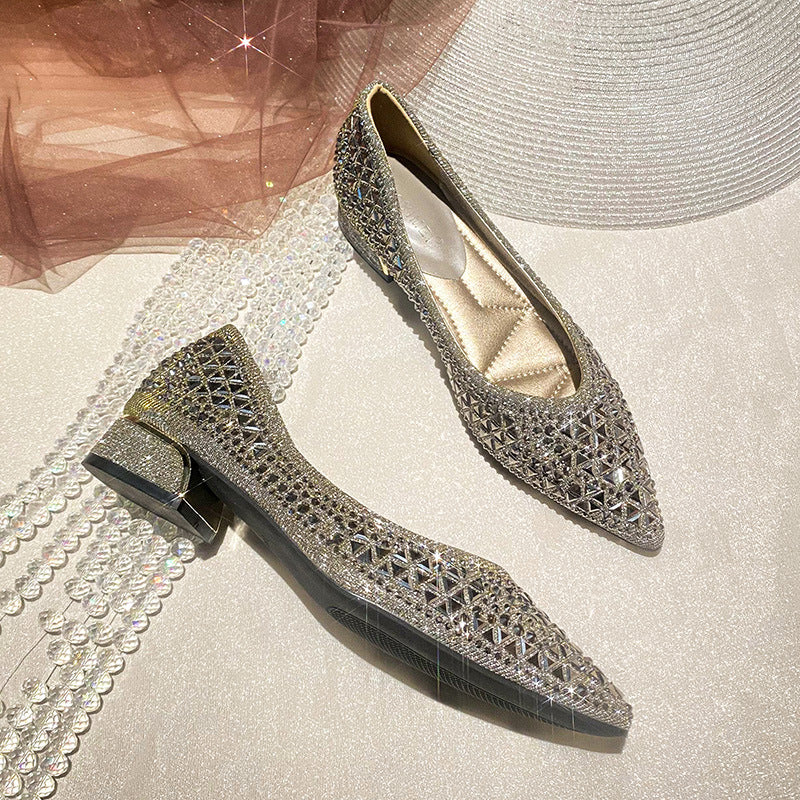 Margaux crystal flat in grey